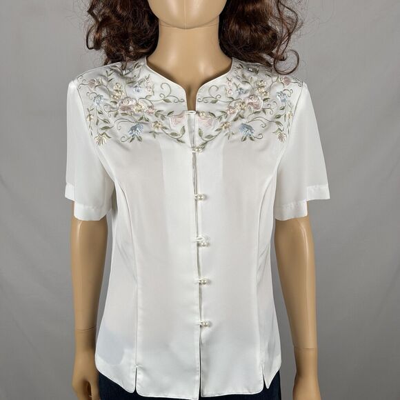 Vintage Liz Baker 80s White Short Sleeve Blouse Top Pearl Buttons 8 Medium - Picture 1 of 6